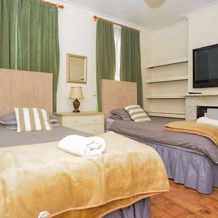 Pedro Host Family Apartment London Exterior photo
