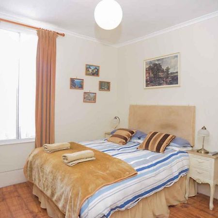 Pedro Host Family Apartment London Exterior photo